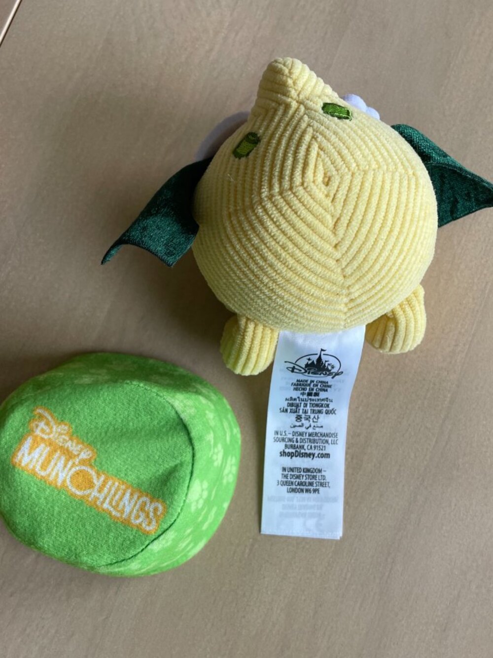 Entire Closet $5! Disney Parks Munchlings Sensational Snacks, Pluto Ramen Noodle - Picture 4 of 6